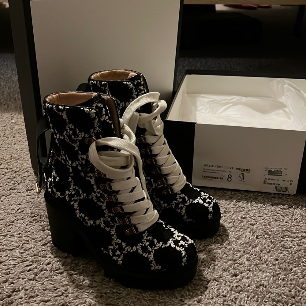 COPY - Black and white Gucci logo boots